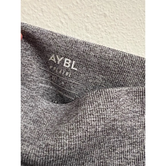 Aybl Motion Seamless Leggings, Size small - Picture 5 of 5